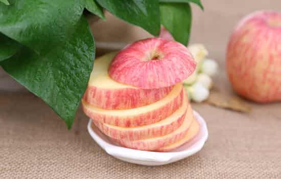 苹果饭前吃好还是饭后吃好，养生又瘦身的苹果得吃对时间 饮食减肥 第2张