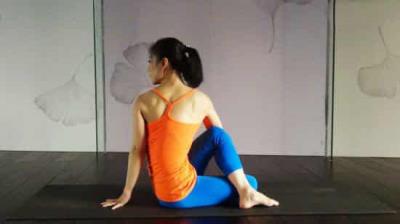 减肥瑜伽初级教程,完美瘦出S曲线 瑜伽减肥 第3张-瘦瘦减肥网 减肥瑜伽初级教程,完美瘦出S曲线 瑜伽减肥 第3张