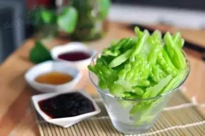 苦瓜泡水喝可以减肥吗，一周能瘦7斤 减肥 第1张