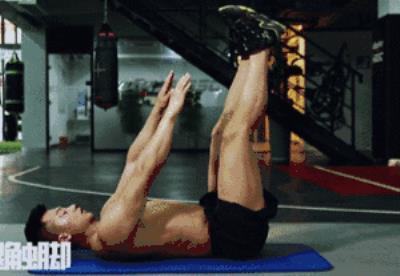 怎么练出八块腹肌,这几种方法教你练出来 减肚子 第16张-瘦瘦减肥网 怎么练出八块腹肌,这几种方法教你练出来 减肚子 第16张