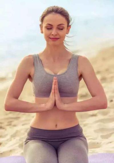 雷电坐正确坐姿图片,饭后坐5分钟促进消化 减肥 第1张-瘦瘦减肥网 雷电坐正确坐姿图片,饭后坐5分钟促进消化 减肥 第1张