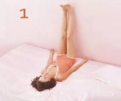 简单的睡前瑜伽动作,睡前做这些拥有好身材 瑜伽减肥 第1张-瘦瘦减肥网 简单的睡前瑜伽动作,睡前做这些拥有好身材 瑜伽减肥 第1张