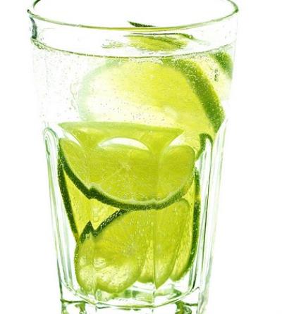 懒人减肥方法小妙招,柠檬水减肥健康又有效 懒人减肥 第2张-瘦瘦减肥网 懒人减肥方法小妙招,柠檬水减肥健康又有效 懒人减肥 第2张