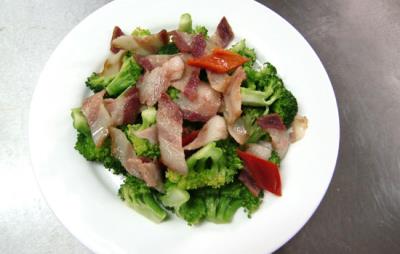 吃西兰花可以减肥吗,力荐6款西兰花健身减脂食谱 减肥食谱 第3张-瘦瘦减肥网 吃西兰花可以减肥吗,力荐6款西兰花健身减脂食谱 减肥食谱 第3张