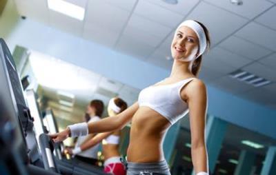 跑步机跑步前怎么热身,这几招教你如何热身防止受伤 跑步减肥 第2张-瘦瘦减肥网 跑步机跑步前怎么热身,这几招教你如何热身防止受伤 跑步减肥 第2张