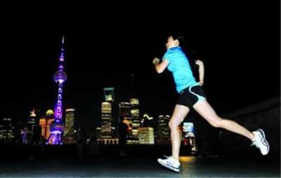 夜跑完可以吃东西吗,夜跑减肥管住嘴很关键 饮食减肥 第2张-瘦瘦减肥网 夜跑完可以吃东西吗,夜跑减肥管住嘴很关键 饮食减肥 第2张