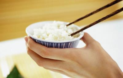 春节怎么吃比较健康，春节健康饮食谨记“四少三多” 饮食减肥 第6张