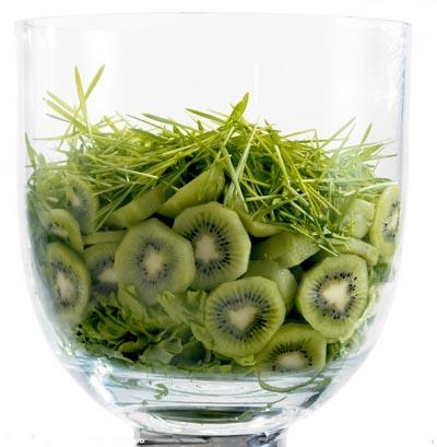 吃什么食物可以帮助身体排毒减肥,教你如何做减肥水果蔬菜沙拉 减肥水果 第5张-瘦瘦减肥网 吃什么食物可以帮助身体排毒减肥,教你如何做减肥水果蔬菜沙拉 减肥水果 第5张