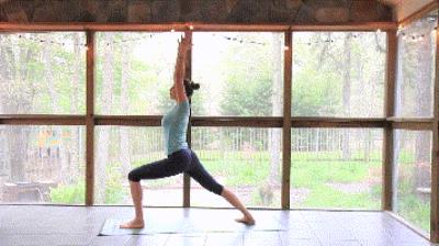 能瘦腿的瑜伽动作 瘦腿 第4张-瘦瘦减肥网 能瘦腿的瑜伽动作 瘦腿 第4张