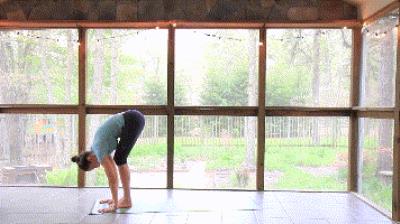 能瘦腿的瑜伽动作 瘦腿 第2张-瘦瘦减肥网 能瘦腿的瑜伽动作 瘦腿 第2张