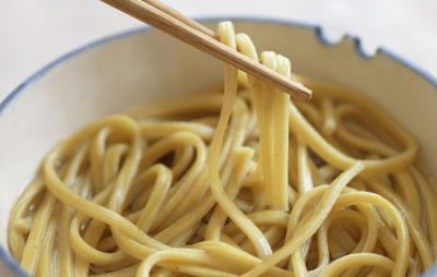 面条吃多了会不会发胖，面条和米饭谁更易发胖 饮食减肥 第3张