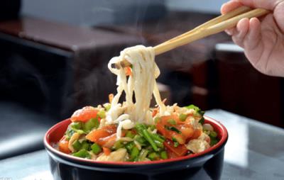 面条吃多了会不会发胖，面条和米饭谁更易发胖 饮食减肥 第2张