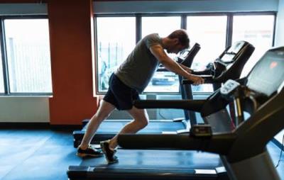 跑步机速度多少适合减肥,速度可不是越快越好哟 跑步减肥 第1张-瘦瘦减肥网 跑步机速度多少适合减肥,速度可不是越快越好哟 跑步减肥 第1张