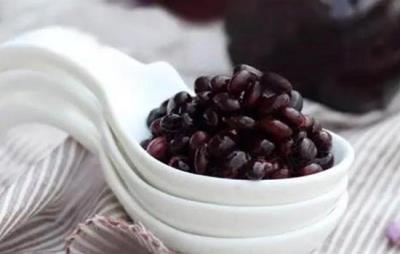 吃醋泡黑豆能减肥吗,醋泡黑豆减肥的正确做法与吃法 饮食减肥 第9张-瘦瘦减肥网 吃醋泡黑豆能减肥吗,醋泡黑豆减肥的正确做法与吃法 饮食减肥 第9张