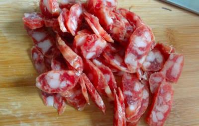 吃腊肠会胖吗，腊肠怎么吃让你冬季吃不胖 饮食减肥 第1张