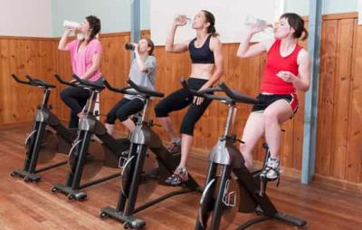 骑动感单车瘦哪里,动感单车的四大减肥部位 骑车减肥 第2张-瘦瘦减肥网 骑动感单车瘦哪里,动感单车的四大减肥部位 骑车减肥 第2张