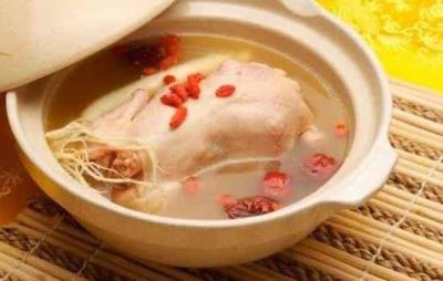 喝鸡汤会胖吗，怎么正确喝鸡汤避免发胖 减肥 第2张