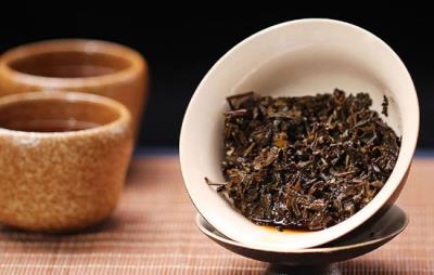 喝黑茶能减肥吗,黑茶减肥对腹部脂肪尤其有效 减肥饮品 第3张-瘦瘦减肥网 喝黑茶能减肥吗,黑茶减肥对腹部脂肪尤其有效 减肥饮品 第3张