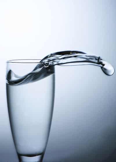 这样喝水能减肥吗,懒人减肥最快最有效的秘诀 懒人减肥 第1张-瘦瘦减肥网 这样喝水能减肥吗,懒人减肥最快最有效的秘诀 懒人减肥 第1张