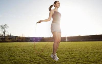 跳绳能减肥吗,正确的时间和方法快速减肥 快速减肥 第3张-瘦瘦减肥网 跳绳能减肥吗,正确的时间和方法快速减肥 快速减肥 第3张