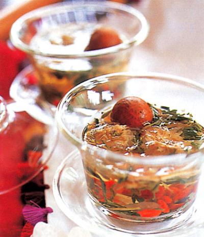 如何自制山楂荷叶减肥茶,养颜减肥轻松搞定 减肥饮品 第2张-瘦瘦减肥网 如何自制山楂荷叶减肥茶,养颜减肥轻松搞定 减肥饮品 第2张