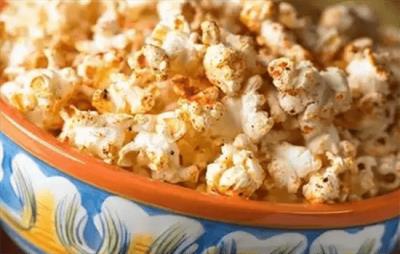 只吃零食不吃饭会胖吗，想减肥别吃六种零食 饮食减肥 第3张