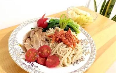 健身期间怎样饮食增长肌肉,健身前中后补充这些对有助增肌 减肥 第1张-瘦瘦减肥网 健身期间怎样饮食增长肌肉,健身前中后补充这些对有助增肌 减肥 第1张