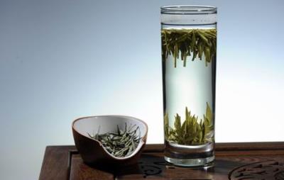 喝绿茶能减肥吗,单纯绿茶减肥效果很有限 减肥饮品 第7张-瘦瘦减肥网 喝绿茶能减肥吗,单纯绿茶减肥效果很有限 减肥饮品 第7张