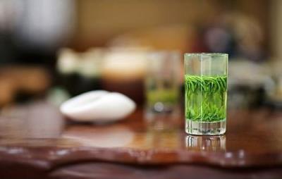 喝绿茶能减肥吗,单纯绿茶减肥效果很有限 减肥饮品 第13张-瘦瘦减肥网 喝绿茶能减肥吗,单纯绿茶减肥效果很有限 减肥饮品 第13张