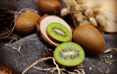 晚上吃猕猴桃会胖吗,晚上巧吃猕猴桃能减肥 饮食减肥 第1张-瘦瘦减肥网 晚上吃猕猴桃会胖吗,晚上巧吃猕猴桃能减肥 饮食减肥 第1张