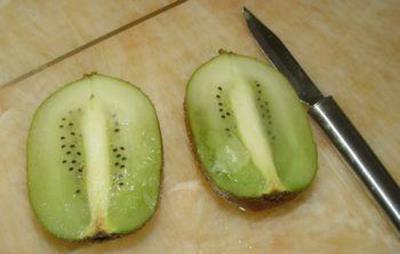 晚上吃猕猴桃会胖吗,晚上巧吃猕猴桃能减肥 饮食减肥 第7张-瘦瘦减肥网 晚上吃猕猴桃会胖吗,晚上巧吃猕猴桃能减肥 饮食减肥 第7张