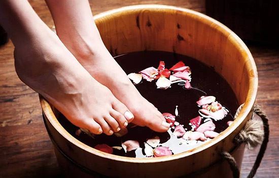 食醋泡脚的正确方法 减肥 第1张-瘦瘦减肥网 食醋泡脚的正确方法 减肥 第1张