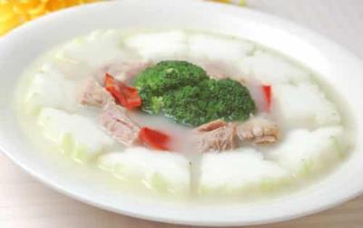 夏季吃什么食物容易减肥,改变水肿体质健康瘦 饮食减肥 第2张-瘦瘦减肥网 夏季吃什么食物容易减肥,改变水肿体质健康瘦 饮食减肥 第2张