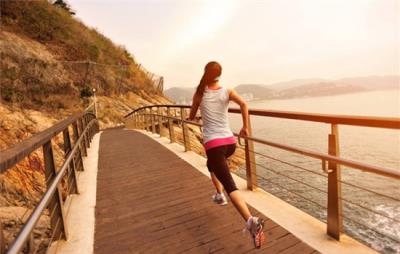 健身先做有氧训练还是无氧训练,雕塑你的夏日好身材这样做 减肥 第1张-瘦瘦减肥网 健身先做有氧训练还是无氧训练,雕塑你的夏日好身材这样做 减肥 第1张