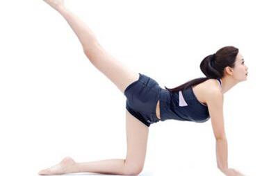 图解七个丰胸动作,练就美胸不是梦 丰胸 第3张-瘦瘦减肥网 图解七个丰胸动作,练就美胸不是梦 丰胸 第3张