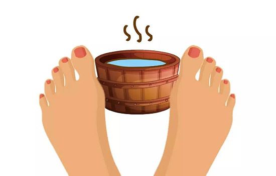 冬季用热水泡脚的好处(冬季泡脚的好处) 减肥 第1张-瘦瘦减肥网 冬季用热水泡脚的好处(冬季泡脚的好处) 减肥 第1张