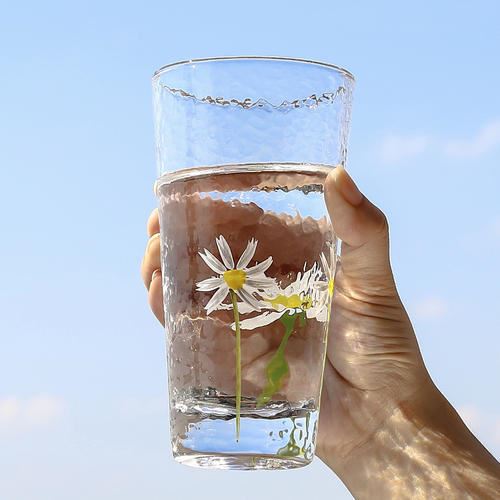 每天多喝水可以减肥吗(减肥多喝水真的能瘦吗) 减肥 第1张-瘦瘦减肥网 每天多喝水可以减肥吗(减肥多喝水真的能瘦吗) 减肥 第1张