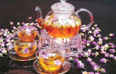 喝花茶能减肥吗，办公一族最爱的花茶减肥法 减肥饮品 第2张