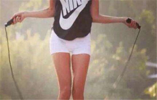 跳绳减肥的正确方法,跳绳减肥的最佳时间 跳绳减肥 第2张-瘦瘦减肥网 跳绳减肥的正确方法,跳绳减肥的最佳时间 跳绳减肥 第2张