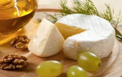 吃奶酪可以丰胸吗,红酒加奶酪调理丰胸 丰胸 第1张-瘦瘦减肥网 吃奶酪可以丰胸吗,红酒加奶酪调理丰胸 丰胸 第1张