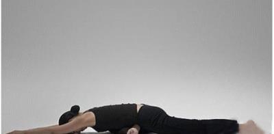 粗腿MM必看,5个超有效瘦腿瑜伽动作 瘦腿 第1张-瘦瘦减肥网 粗腿MM必看,5个超有效瘦腿瑜伽动作 瘦腿 第1张