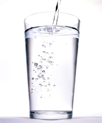 夏季多喝水能减肥吗,看超级懒人如何减肥法 懒人减肥 第5张-瘦瘦减肥网 夏季多喝水能减肥吗,看超级懒人如何减肥法 懒人减肥 第5张