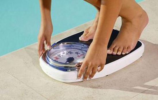 冬天体重为什么比较重,冬天比夏天重多少是正常的 减肥 第5张-瘦瘦减肥网 冬天体重为什么比较重,冬天比夏天重多少是正常的 减肥 第5张