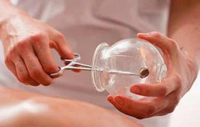 刮痧后能拔罐吗,可适人群刮痧配合拔罐效果加倍 刮痧减肥 第2张-瘦瘦减肥网 刮痧后能拔罐吗,可适人群刮痧配合拔罐效果加倍 刮痧减肥 第2张