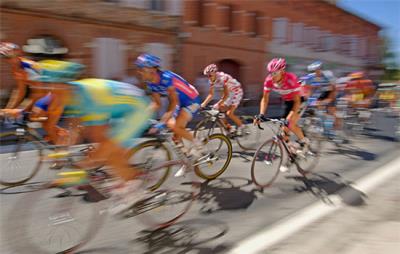 骑动感单车能瘦腿吗，怎样骑车和饮食才能瘦大腿 瘦腿 第1张