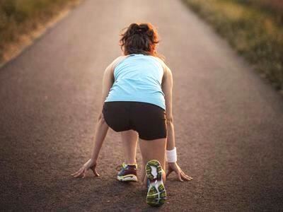 什么时候跑步对身体好(室内什么时间跑步对身体最好) 跑步减肥 第1张-瘦瘦减肥网 什么时候跑步对身体好(室内什么时间跑步对身体最好) 跑步减肥 第1张