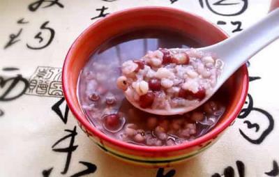 红豆薏米快速减肥法具体做法,想正确减肥就得这么吃 快速减肥 第5张-瘦瘦减肥网 红豆薏米快速减肥法具体做法,想正确减肥就得这么吃 快速减肥 第5张