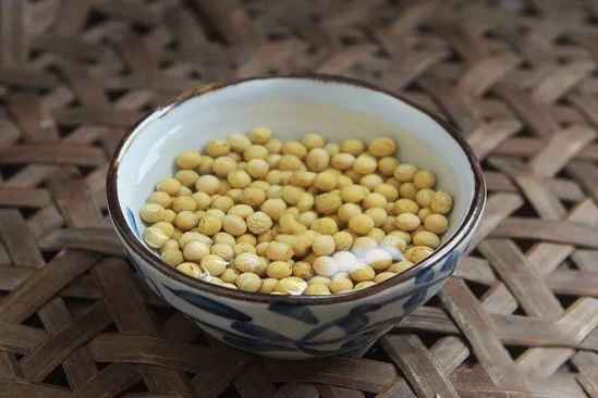 黄豆嘴的功效(男性吃黄豆的功效与作用) 饮食减肥 第2张