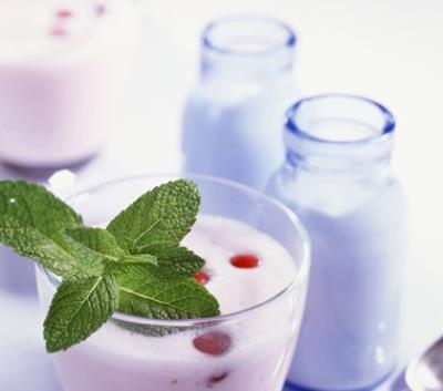 自制健康酸奶减肥食谱,8款让你吃出健康又享瘦 减肥食谱 第1张-瘦瘦减肥网 自制健康酸奶减肥食谱,8款让你吃出健康又享瘦 减肥食谱 第1张