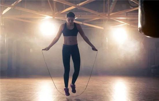 运动减肥一天消耗多少卡路里比较好,运动多久才消耗脂肪 运动减肥 第1张-瘦瘦减肥网 运动减肥一天消耗多少卡路里比较好,运动多久才消耗脂肪 运动减肥 第1张